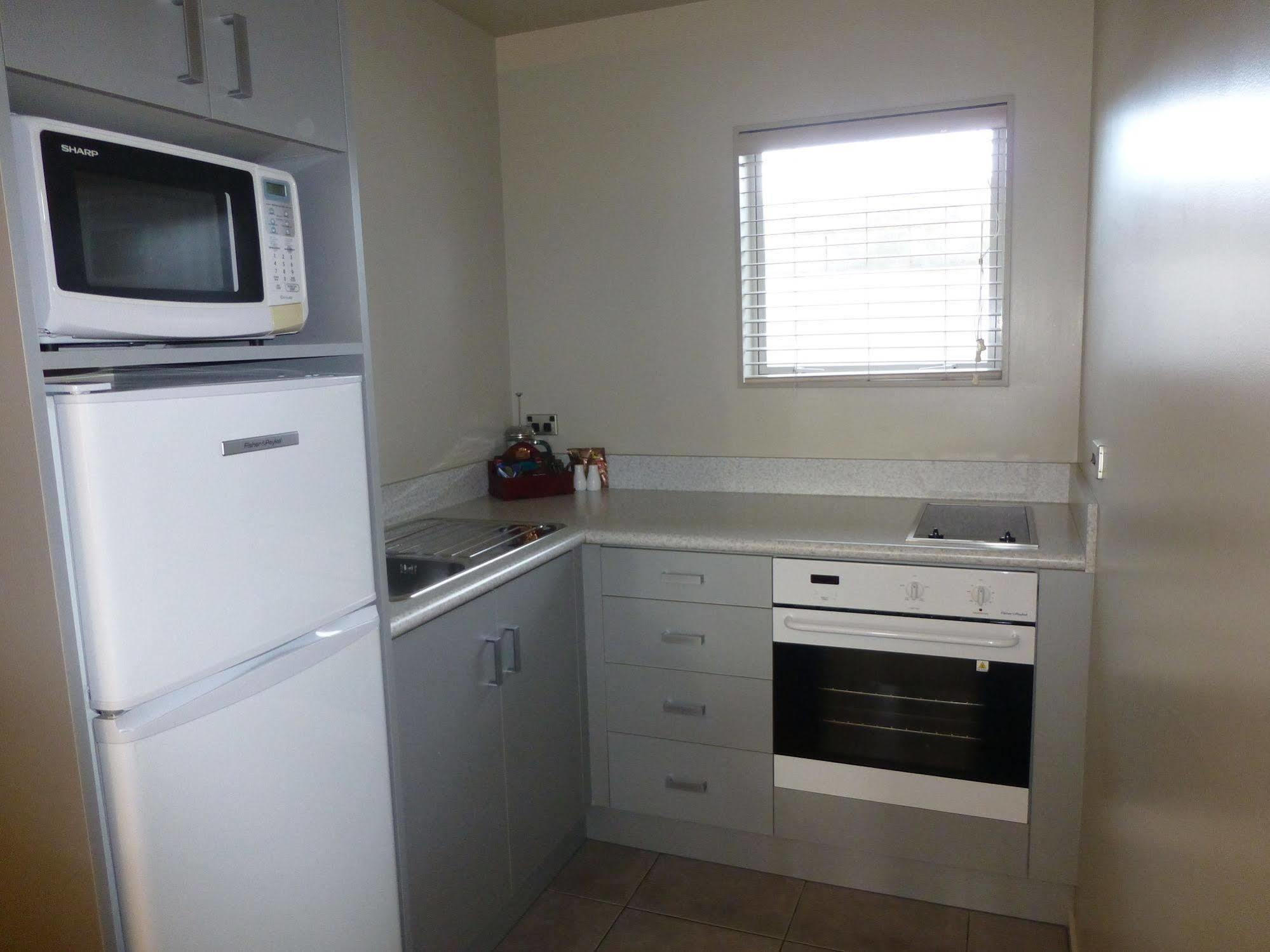 The Park Motel Hawera Buitenkant foto