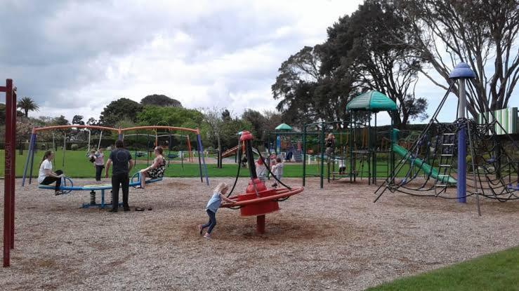 The Park Motel Hawera Buitenkant foto