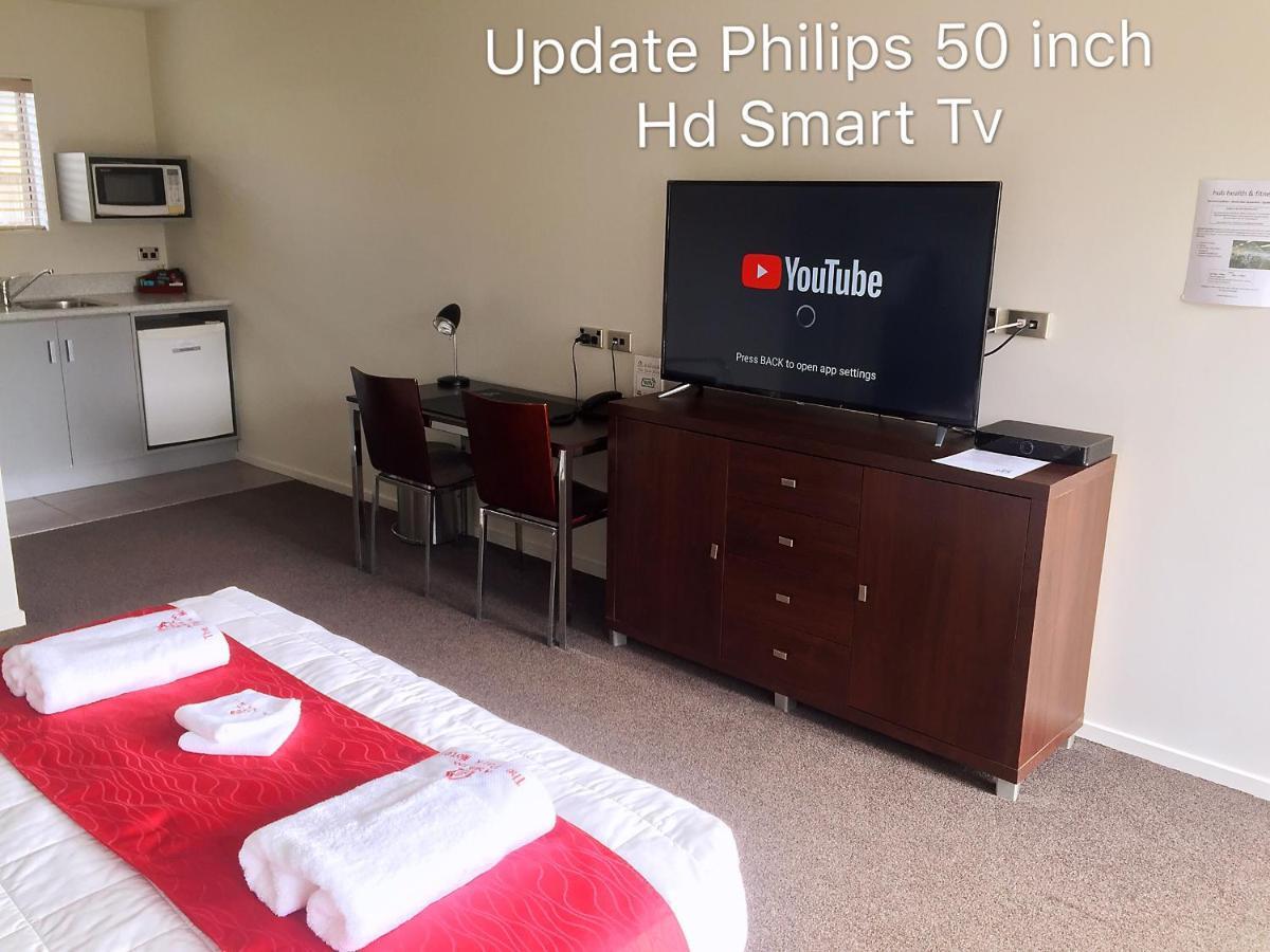 The Park Motel Hawera Buitenkant foto